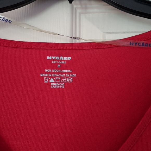 Women top, new with tags, size M, NYGARD - Picture 5 of 6
